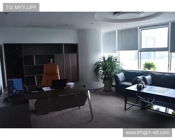 k8凯发 一触即发：掌握关键操作技巧让你在紧张刺激的游戏中一触即发夺冠